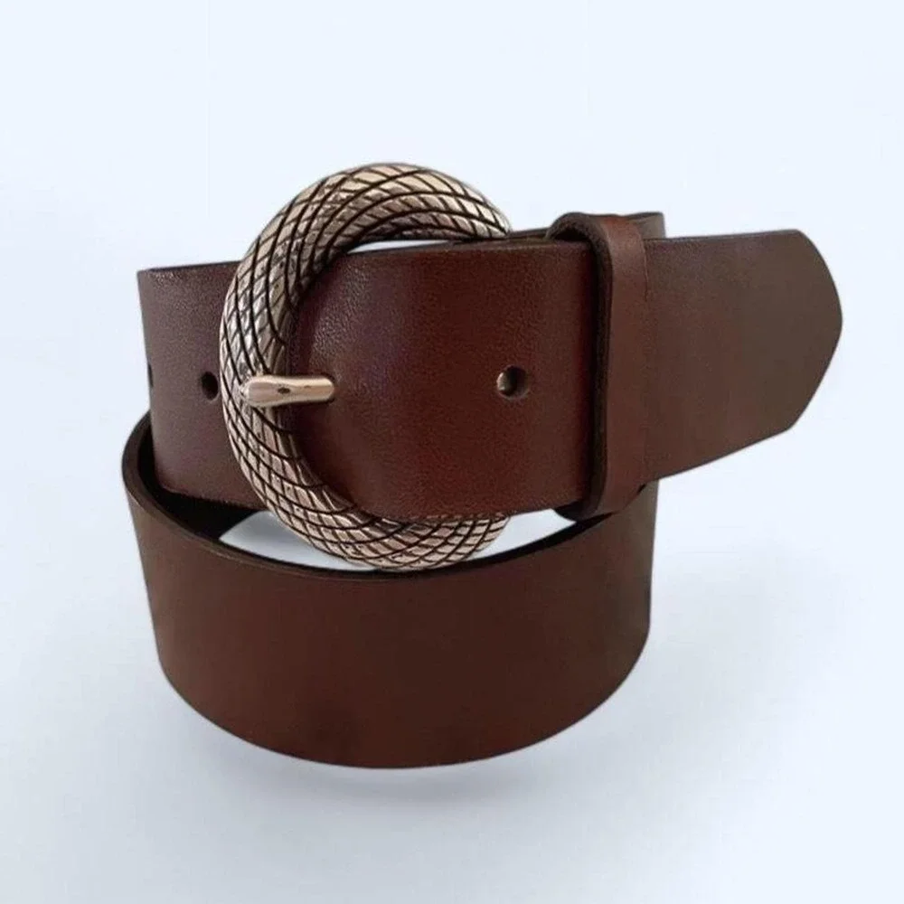 Brown leather belt with silver embossed buckle size L by‎ Ann Klein